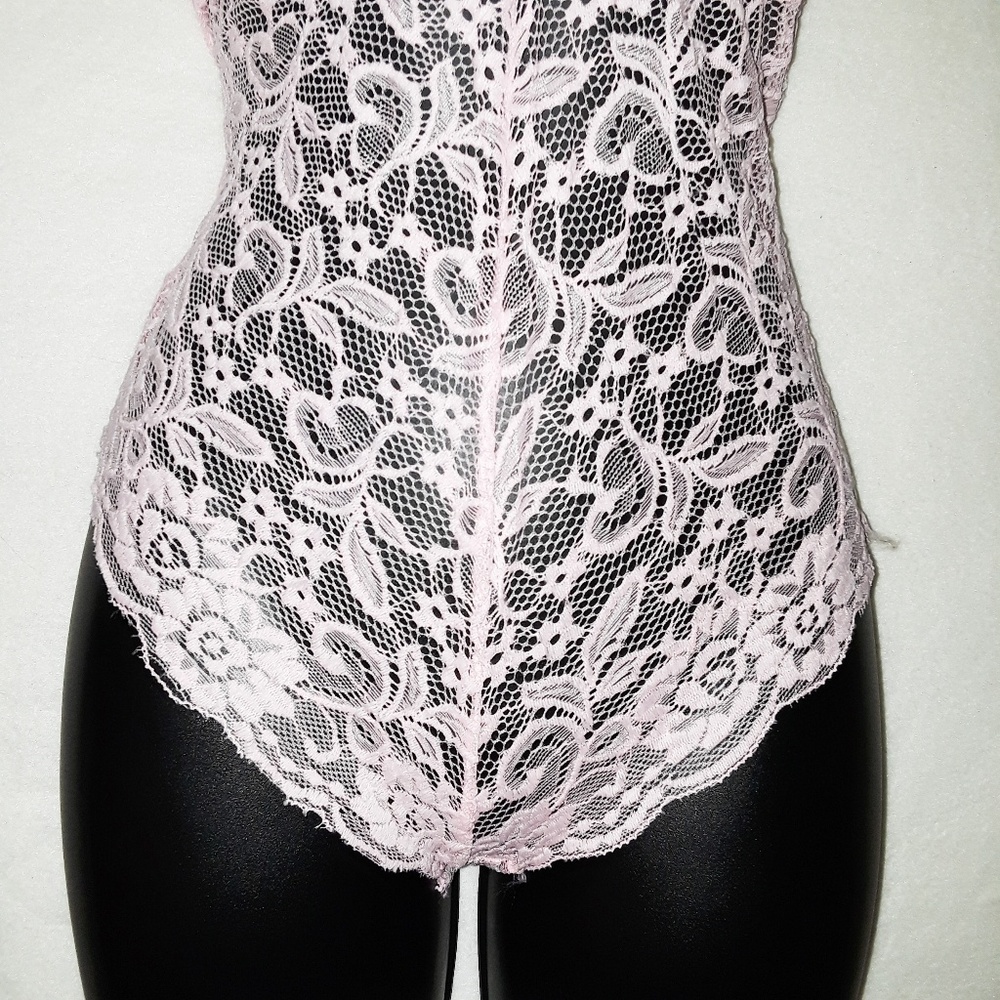 Sexy Sheer Pink Lace Stretchy Bodysuit Romper - Picture 6 of 7